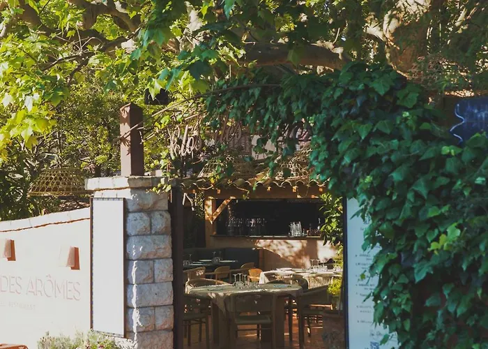 Le Clos Des Aromes Cassis